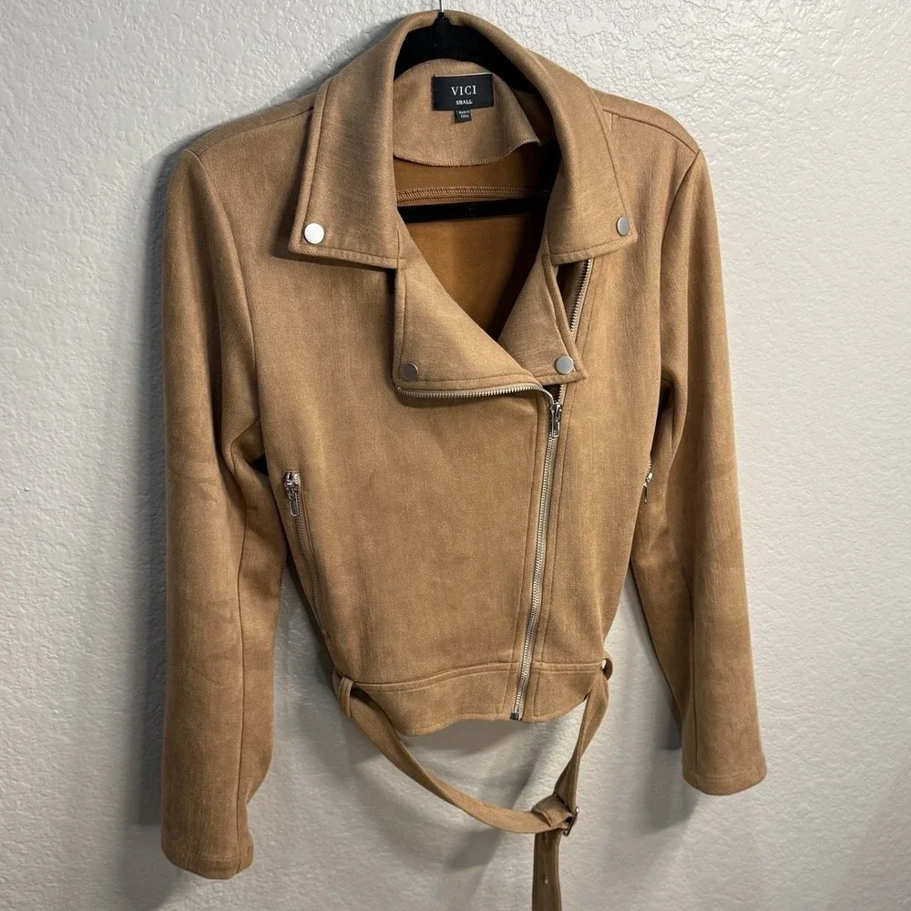 Vici‎ At The Fireside Cropped Faux Suede Moto Camel Jacket Zip Sz S Western Boho - Picture 3 of 10